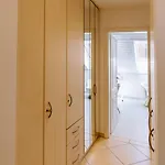 Koenig Ludwig - Modernes Design-apartment Fuer Paare Und Geniesser Am Starnberger By Livaria Apartmán