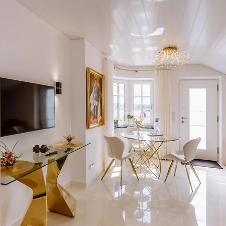 Ferienwohnung Koenig Ludwig - Modernes Design-Apartment Fuer Paare Und Geniesser Am Starnberger See By Livaria * Berg am Starnberger See